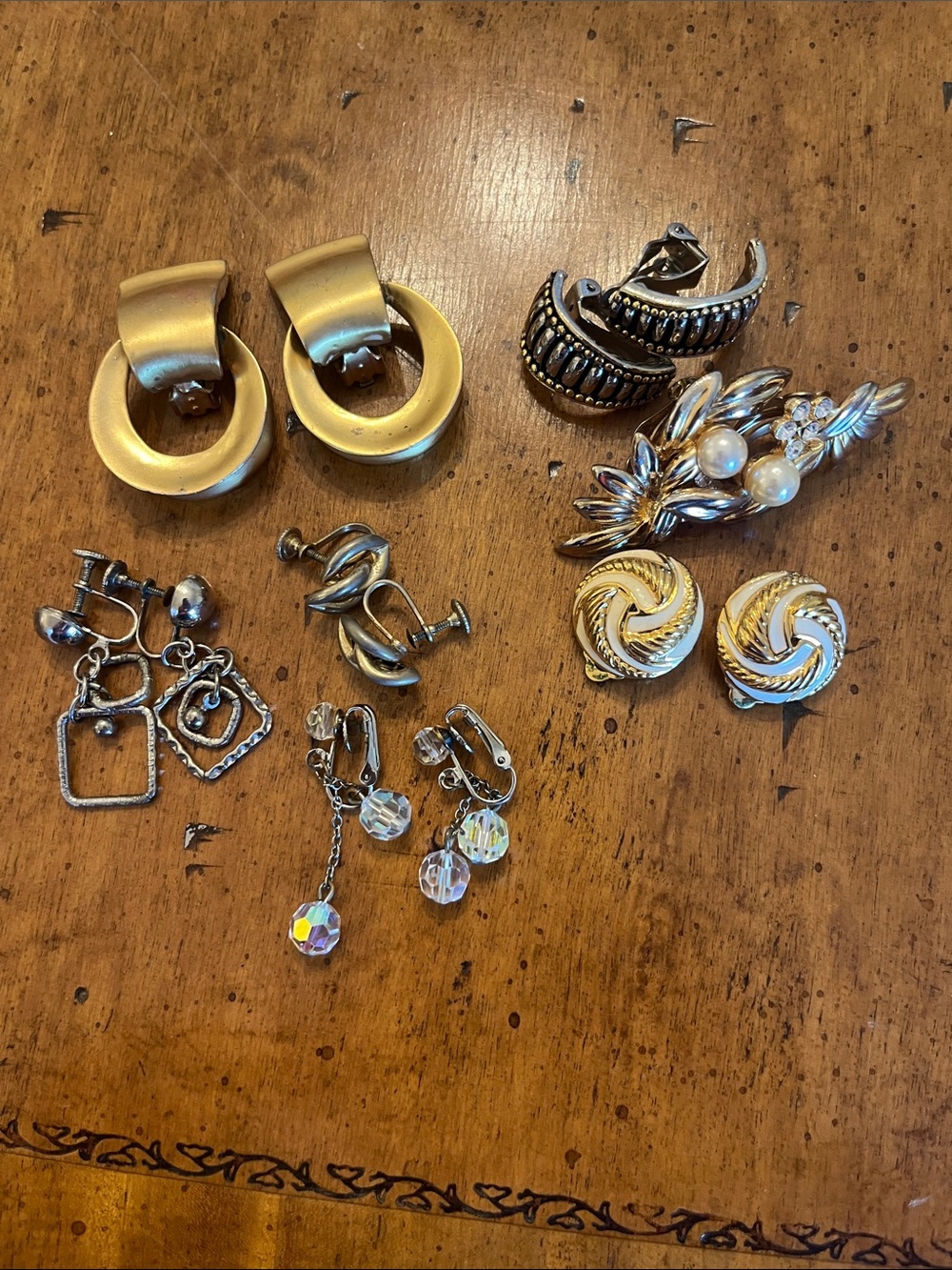 Vintage clip on / screw on earrings 6 pairs